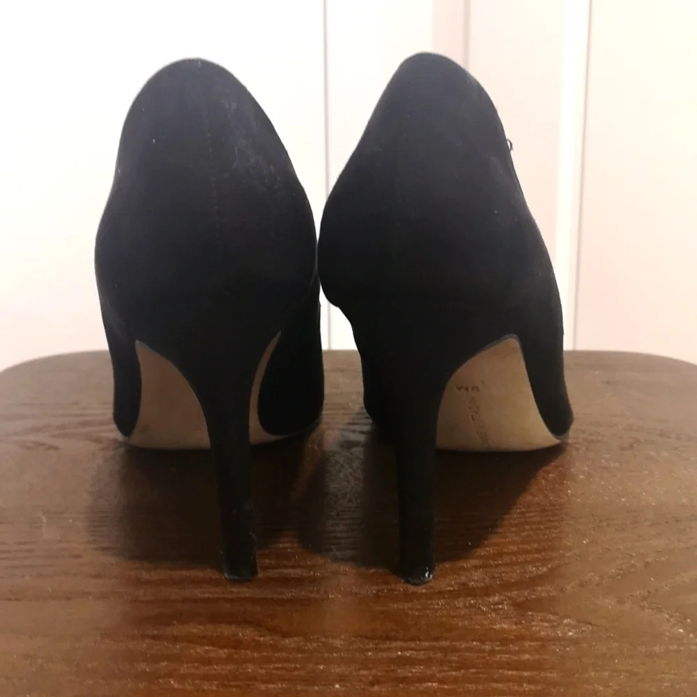 Adrienne Vittadini Heels - Picture 6 of 7